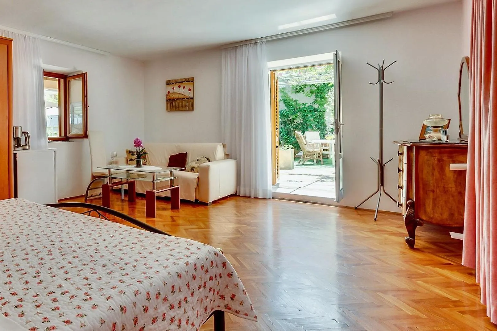 Gasthuis House Rossella With Cozy Apartment And Rooms Close To The Beach Nerezine Kroatië